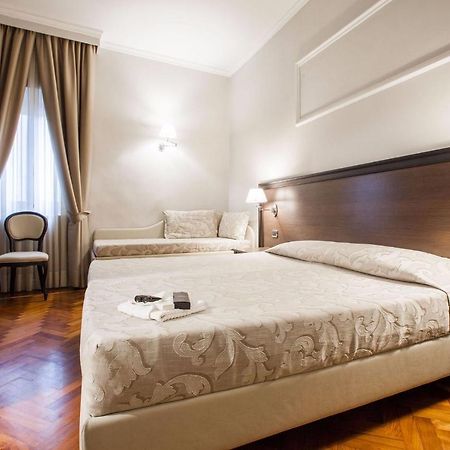 Hotel Lombardia Florence Exterior photo