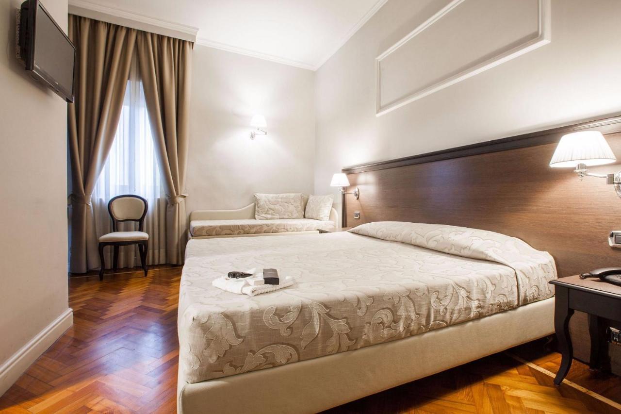 Hotel Lombardia Florence Exterior photo